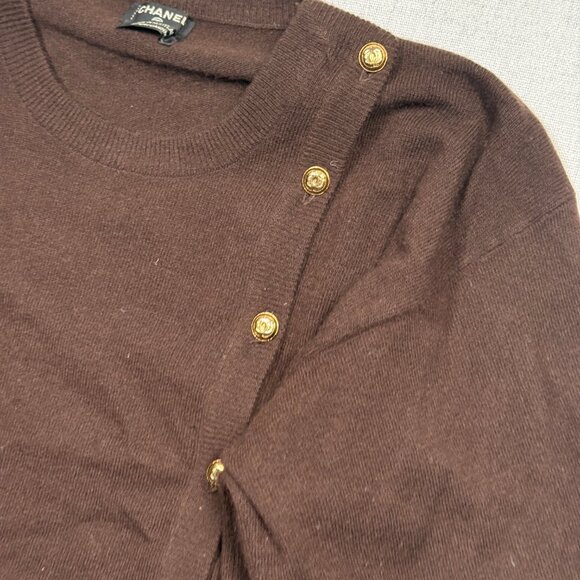 VTG CHANEL Cashmere Cardigan Jewel Button Asymmetrical Brown Sweater Chest 35" - Picture 5 of 14